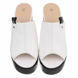Witte platform mules met zwarte wedgezool Cintia_