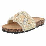 Beige slippers Gisele met parels en bloemen details_