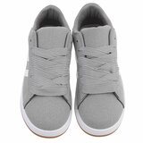 Grijze lage sneaker Hesly met witte strepen_