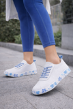 Witte luxe sneakers Pauline met blauwe accenten_