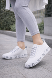 Witte luxe sneakers Pauline met grijs-zwarte accenten_