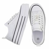 Witte platform sneakers Chanette met parel- en strass details_
