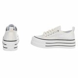 Beige platform sneakers Chanette met parel- en strass details_