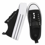 Zwarte platform sneakers Chanette met parel- en strass details_