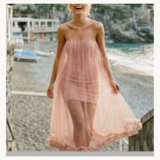 Elegante nudekleurige bustier jurk met tulle_