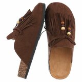 Bruine mules Marilene met franjes en natuurlijke details_