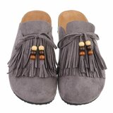 Grijze mules Marilene met franjes en natuurlijke details_