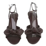 Bruine hak sandalen Charmy met strikdetail_