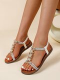 Sandales blanches avec strass et détails chaîne dorée-Anila_