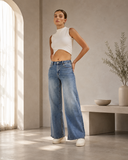 Blauwe wide leg jeans met vintage wassing_
