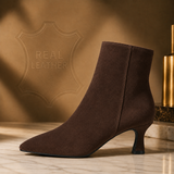 Bruin leren daimen enkellaarsje met elegante kitten heel-Josie_
