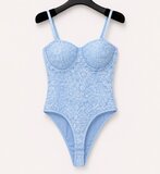 Elegante kanten body in blauw_