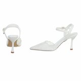 Romantische witte slingback pumps met kantdetails-Ifra_