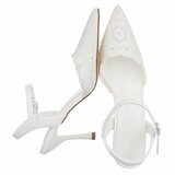 Romantische witte slingback pumps met kantdetails-Ifra_
