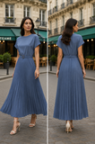 Blauwe plissé maxi jurk met ceintuur_