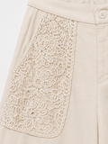 Beige kanten co-ord set met crop top en wide leg broek_