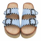Lichtblauwe plateau slippers met dubbele gesp-Dita_