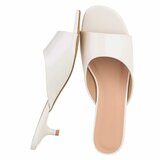 Elegante witte lakmules met kitten heel-Belis_