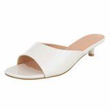 Elegante witte lakmules met kitten heel-Belis_