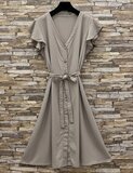 Zachte lyocell jurk met strikceintuur taupe_