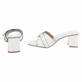 Mules blanches élégantes à boucle et talon bloc-Lucy_