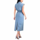 Lichtblauwe denim midi jurk met hoge taille_
