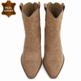 Taupe leren western enkellaarsjes met hak-Antina_