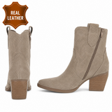 Beige leren western enkellaarsjes met hak-Antina_