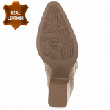 Beige leren western enkellaarsjes met hak-Antina_