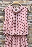 Roze midi jurk met donkerroze stippenprint en plissérok  SOLD OUT_