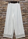 Witte viscose set met gehaakte details_