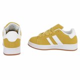 Gele lage sneaker Hesly met witte strepen_