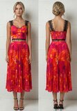 Fuchsia-oranje tweedelige plissé set met kanten top_