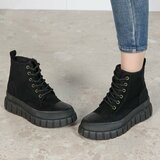 Zwarte hoge sneakers in suède met chunky zool-Bruni_