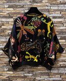 Satijnen gilet met exclusieve safari print-zwart_
