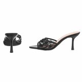 Zwarte mules met parels en bloemen-Benthe_
