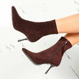 Bruine suède enkellaarzen met elegante stilettohak-Tabitha_