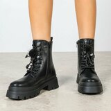 Zwarte veterboots met plateauzool en sierlijke veters-Chelsy_