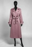 Roze trenchcoat met ceintuur en print_
