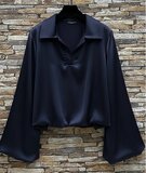 Luxe donkerblauwe satijnen blouse – Made in Italy_