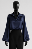 Luxe donkerblauwe satijnen blouse – Made in Italy_