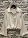 Luxe beige satijnen blouse – Made in Italy_