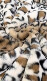 Dames bodywarmer in caramel-bruine met luipaardprint en zachte voering_
