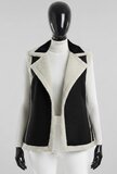Luxe zwarte bodywarmer met teddy afwerking_