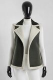 Luxe kakigroene bodywarmer met teddy afwerking_