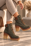 Groene enkellaarzen met chunky hak-Brisha_