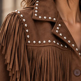 Bruine suède jas met franjes en studs_