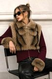 Luxe bordeaux knight jacket met bont_