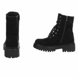 Zwarte suède veterboots met grove zool_