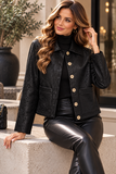 Zwarte jacket met glanzende structuur en sierknopen_